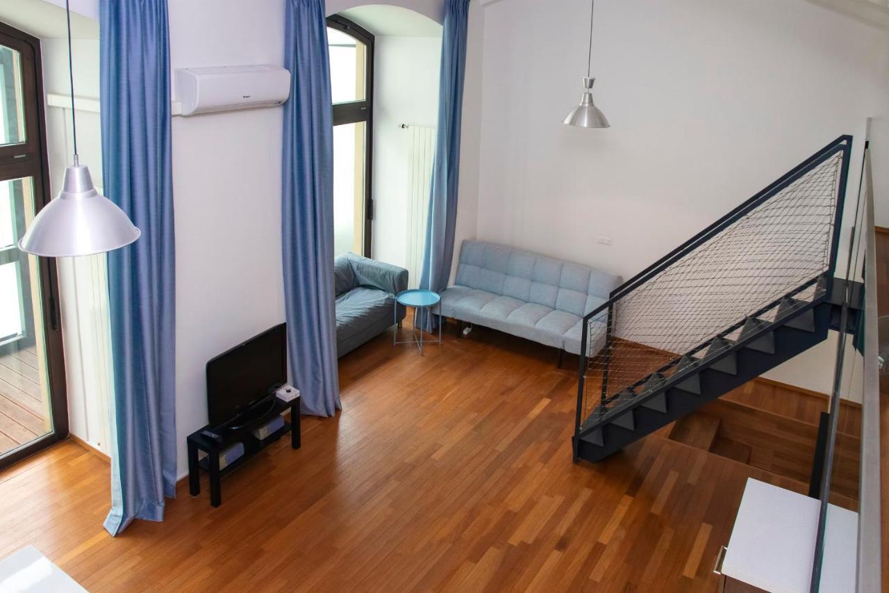 Modern Apartment With Terrace And Air Conditioning Praga Zewnętrze zdjęcie